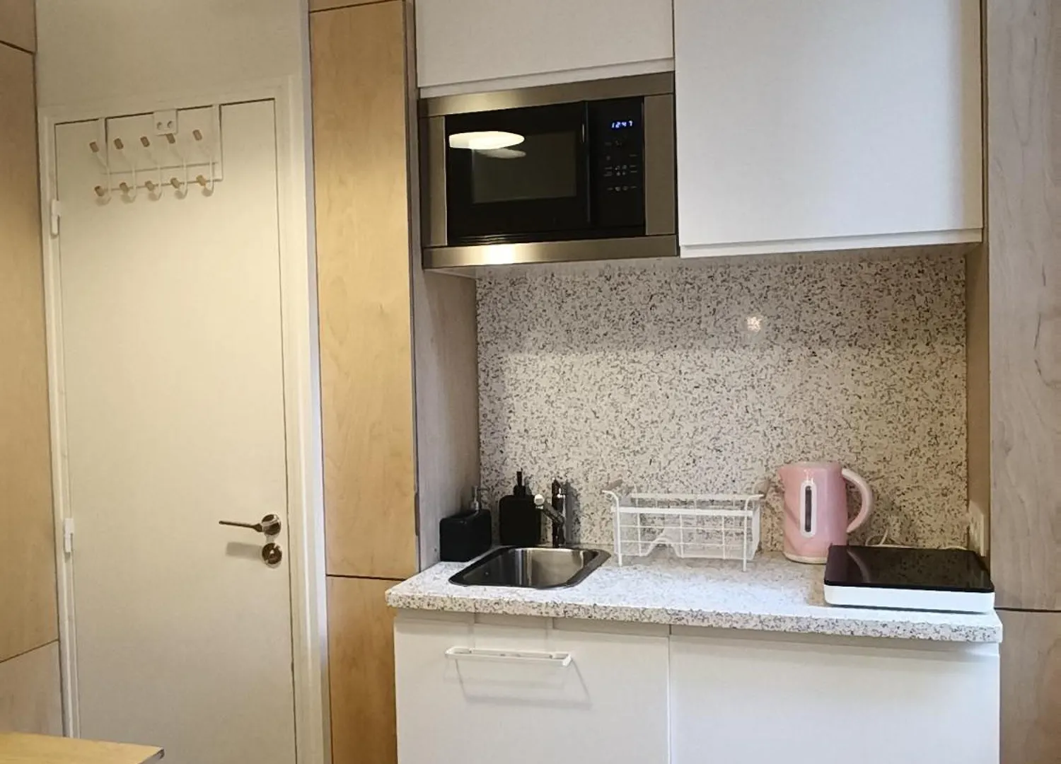 Cosy 6eme Bon Marche Apartment *